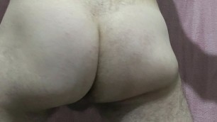 I put 2 apples in my beautiful ass. A sexy ass asks for your cock.