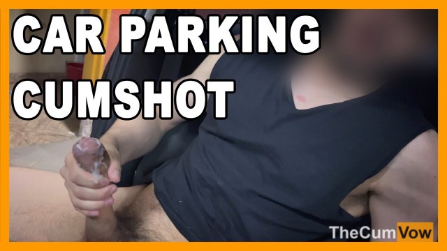 PUBLIC UNDERGROUND PARKING - Quick Masturbation